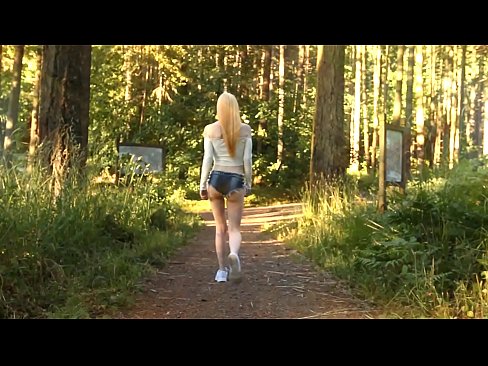 ❤️ Kaunis nainen liikkuu hitaasti, ei alaston video Anaaliporno at fi.xxxshake.ru